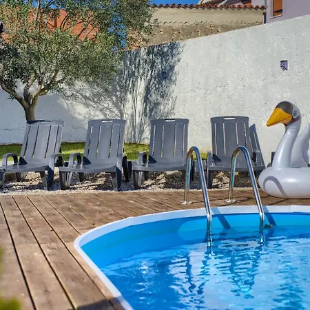Beautiful Ulika With Private Pool In A Quiet Location *